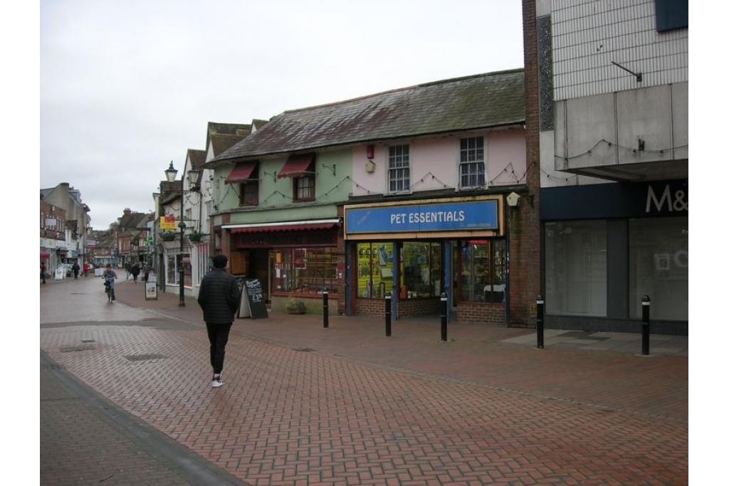 46–46A High St - Shopfront Retail/Office, Chesham, Buckinghamshire HP5 1EP