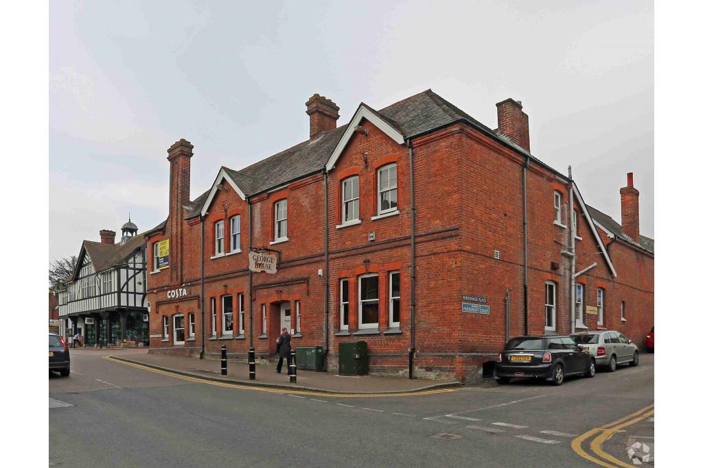 64 High St – George House - Shopfront Retail/Office, Tring, Hertfordshire HP23 4AF