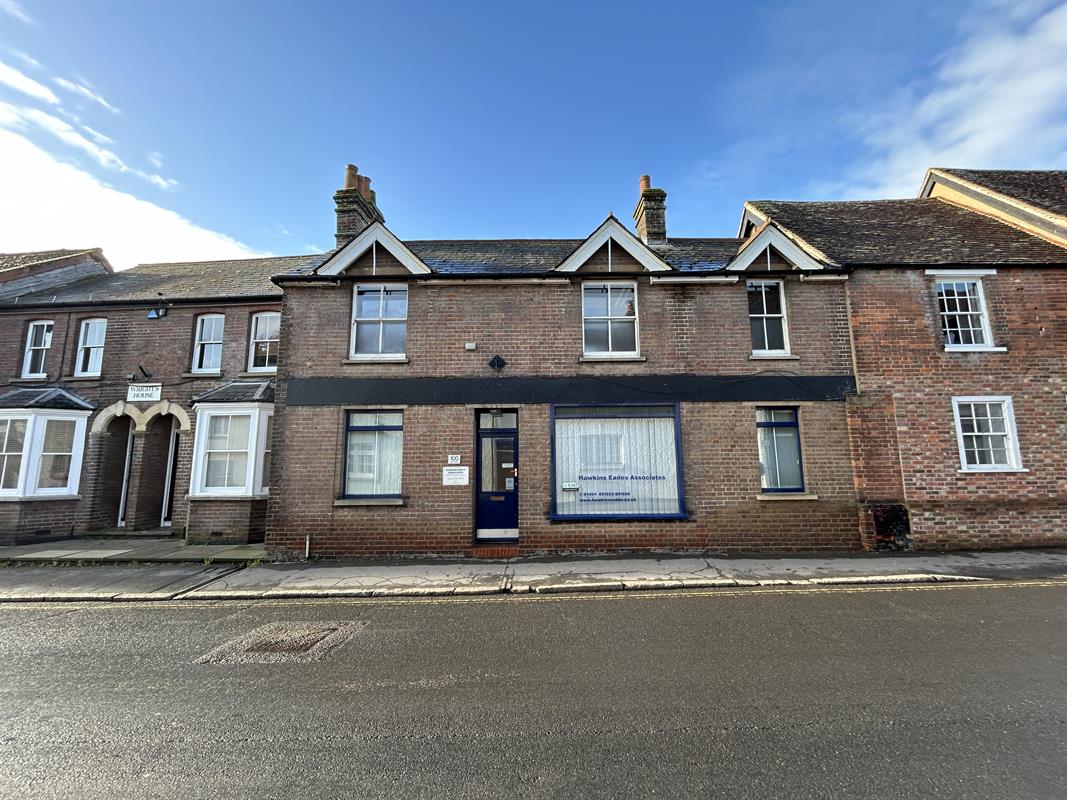 100 High St - Office, Great Missenden, Buckinghamshire HP16 0BE