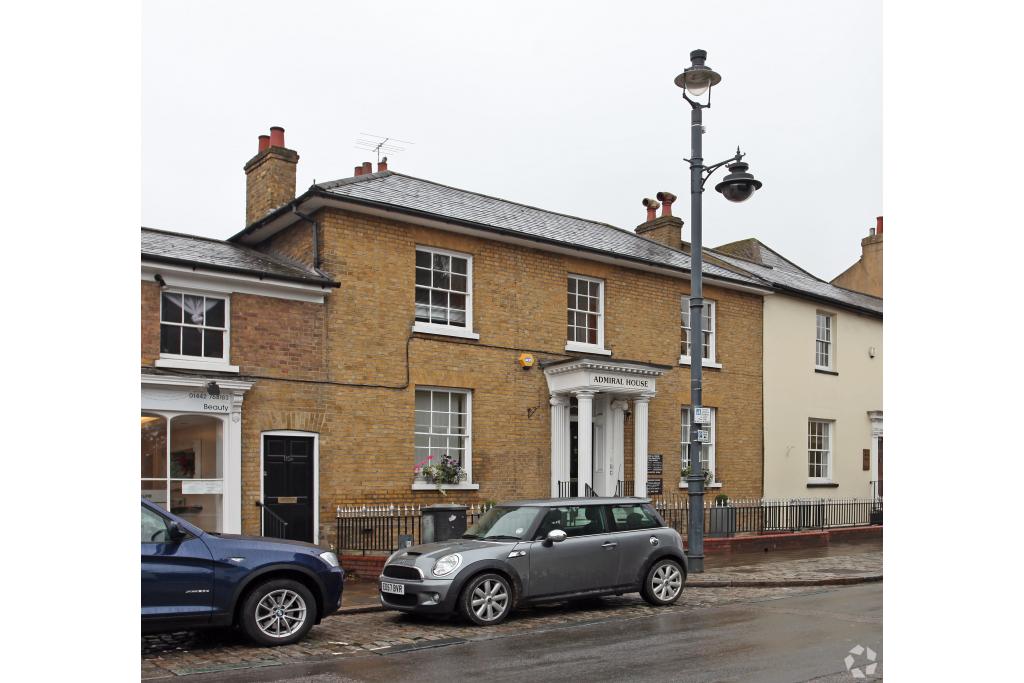 117 High Street - Medical Office, Berkhamsted, Hertfordshire HP4 2DJ