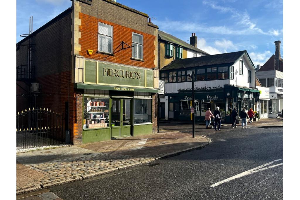 208 High St - Kings Chambers - Retail Shopfront Office, Berkhamsted, Hertfordshire HP4 1AG
