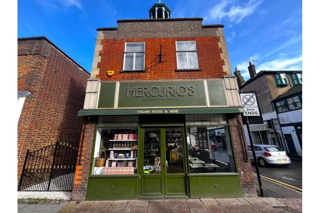 208 High St - Kings Chambers - Retail Shopfront Office, Berkhamsted, Hertfordshire HP4 1AG