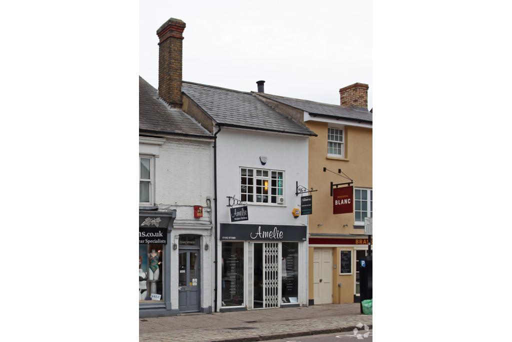 264–264A High St - Retail, Berkhamsted, Hertfordshire HP4 1AQ