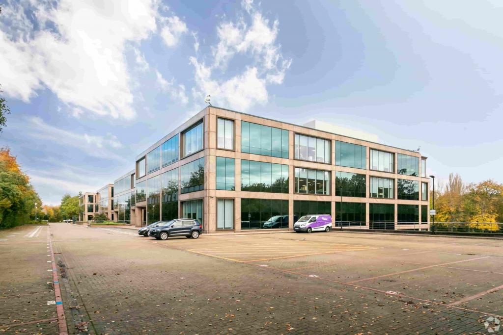 London Rd - Westside - Office Building, Hemel Hempstead, Hertfordshire HP3 9TD