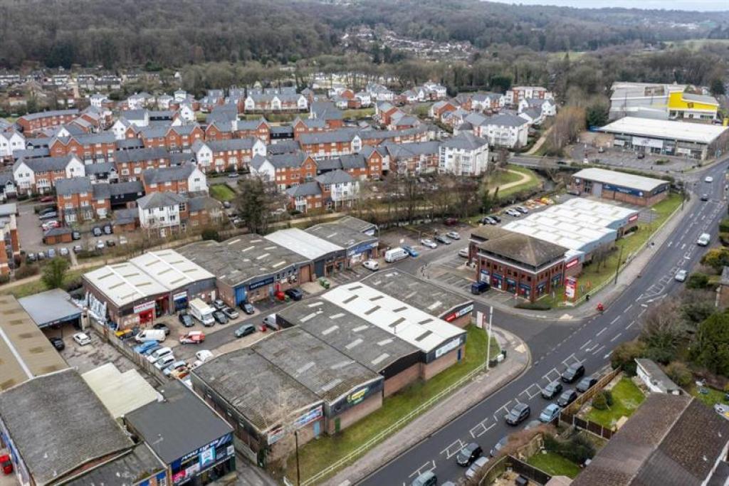 13 London Rd – Wye Estate|Unit 13–18-Industrial Warehouse, High Wycombe, Buckinghamshire