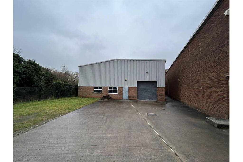 Bridge House - Industrial Service Unit, Longwick Rd, Princes Risborough, Buckinghamshire HP27 9FQ