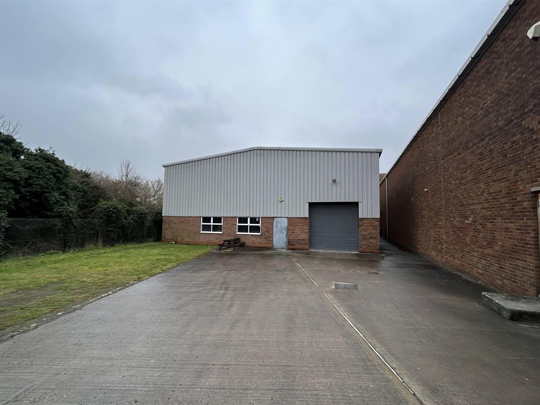 Bridge House - Industrial Service Unit, Longwick Rd, Princes Risborough, Buckinghamshire HP27 9FQ