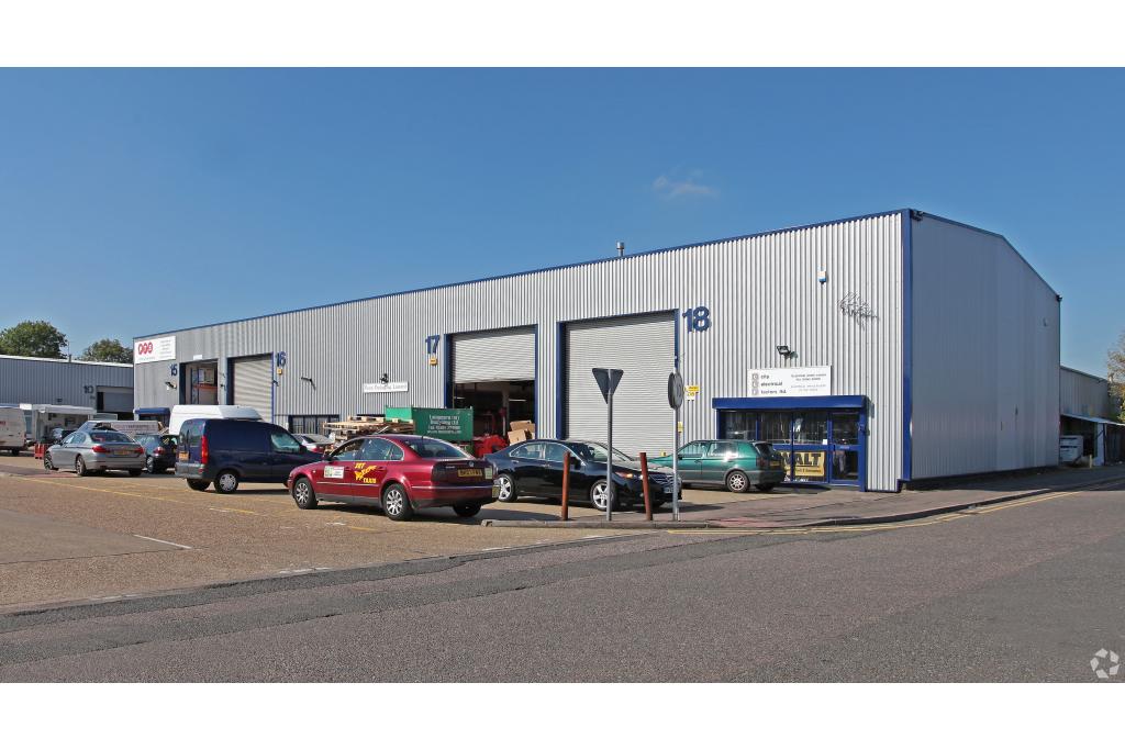 March Pl - Gatehouse Industrial Estate, Aylesbury, Buckinghamshire HP19 8UG