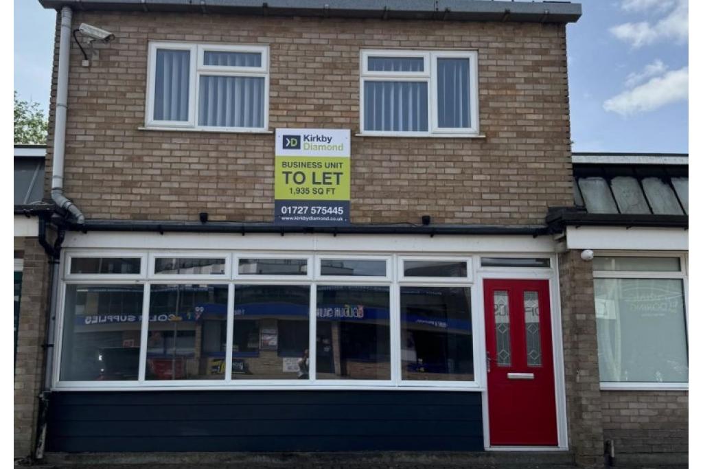 Mark Rd - Saracen Industrial Estate & Trade Park, Warehouse/Industrial, Hemel Hempstead