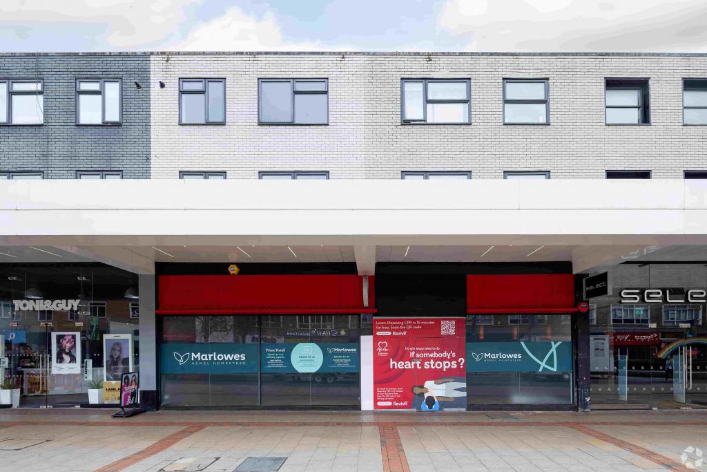 201–227 Marlowes - Marlowes Shopping Centre, Hemel Hempstead, Hertfordshire HP1 1LF