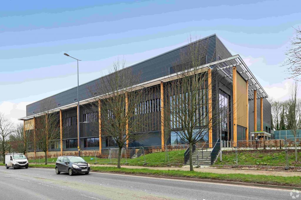 55 Maylands Avenue – “Rise”, Distribution Unit, Hemel Hempstead, Hertfordshire HP2 4ZW