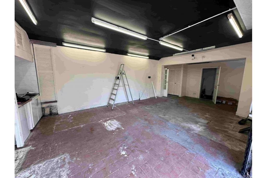 31 Stoke Rd, Aylesbury, Buckinghamshire HP21 7TE