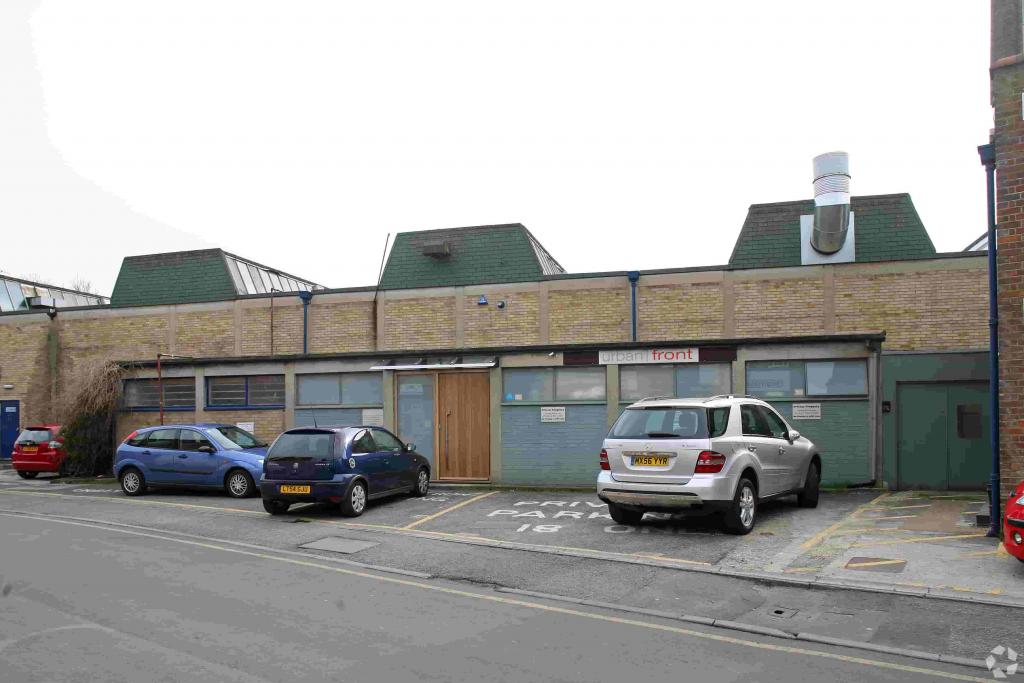 Chesham Business Park, Townsend Road, Chesham, Buckinghamshire HP5 2AA