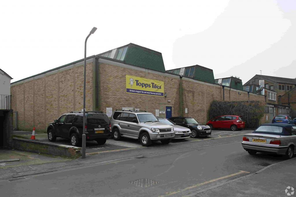 Chesham Business Park, Townsend Road, Chesham, Buckinghamshire HP5 2AA