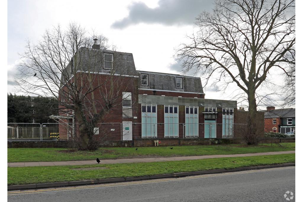 2 Walton Road – Aylesbury, Buckinghamshire HP21 7SS