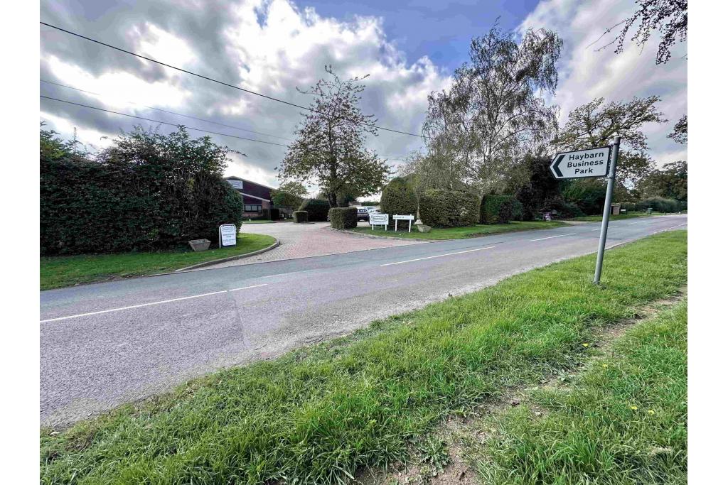 5 Cublington Rd - Light Industrial Unit, Aston Abbotts, Buckinghamshire HP22 4ND