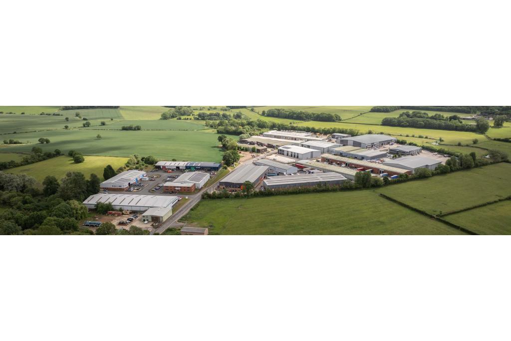 Field End - Drakes Drive - Warehouse, Long Crendon, Buckinghamshire HP18 9EJ