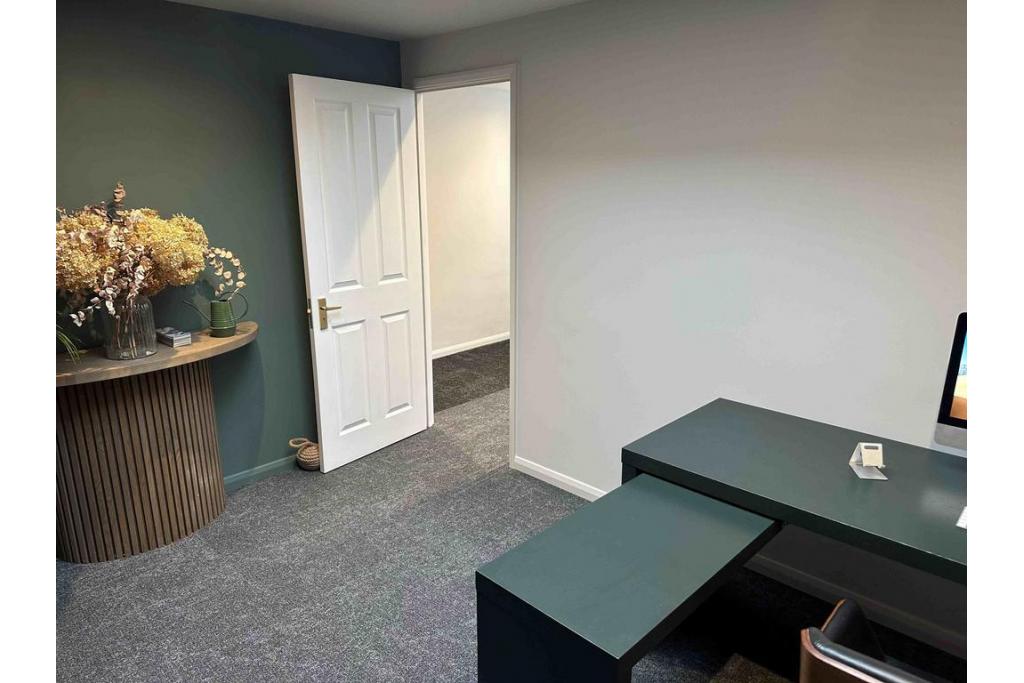 25 High Street - Office, High Wycombe, Buckinghamshire HP11 2AG