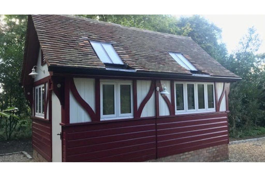Hogtrough Road - Shady Nook, Office, Wendover, Buckinghamshire HP22 6PJ