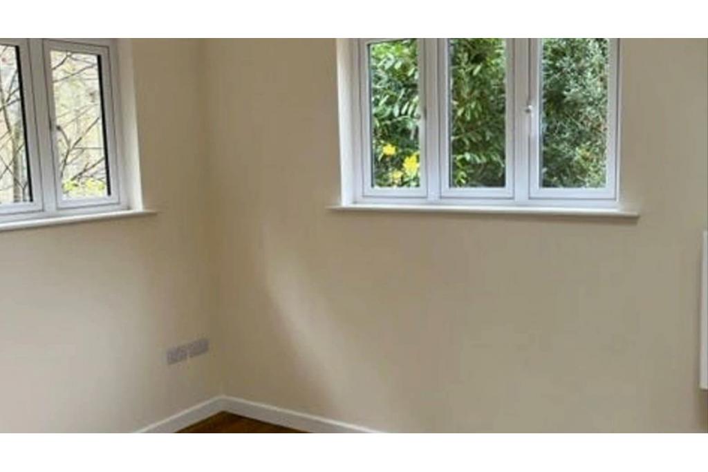 Hogtrough Road - Shady Nook, Office, Wendover, Buckinghamshire HP22 6PJ