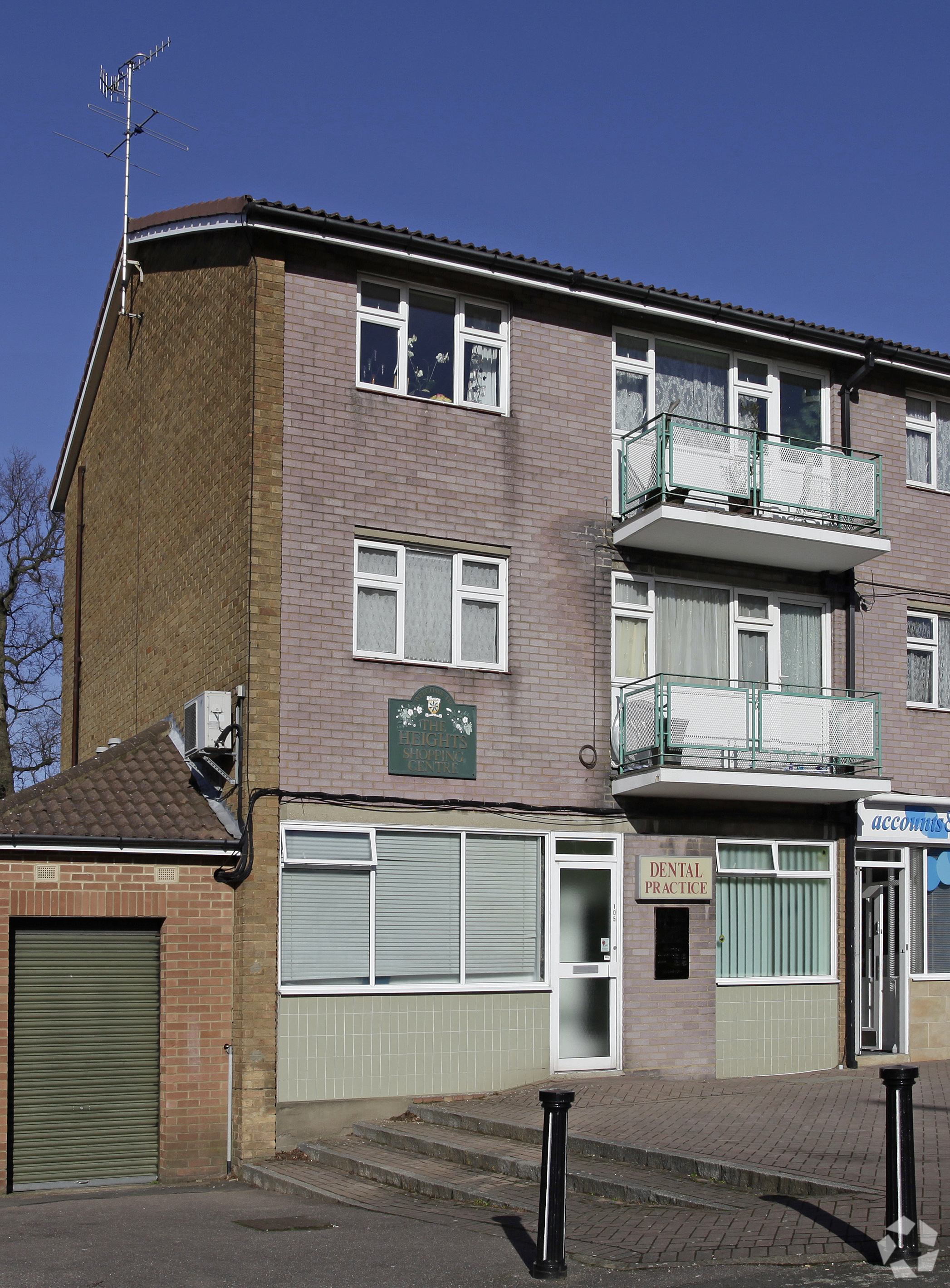 105 Jupiter Drive - Shopfront Retail/Residential, Hemel Hempstead, Hertfordshire HP2 5NU