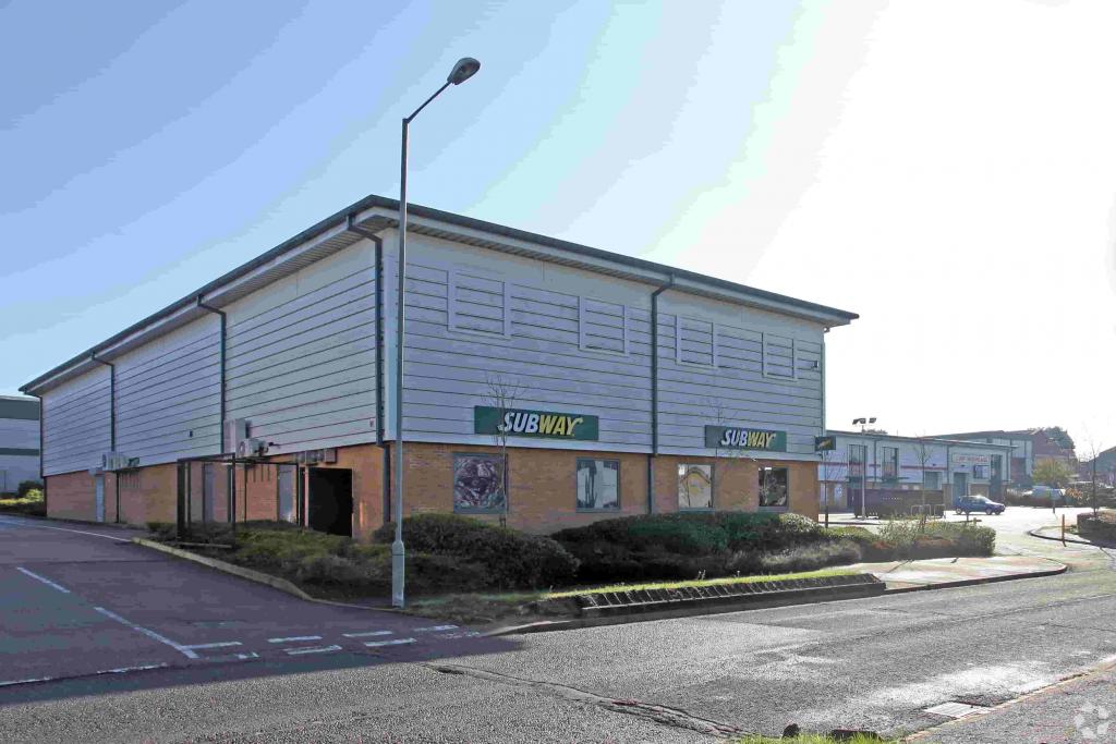 Lincoln Rd - Wycombe Trade Park - Warehouse, High Wycombe, Buckinghamshire HP12 3FF