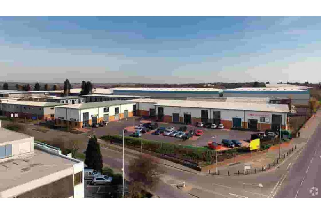 Lincoln Rd - Wycombe Trade Park - Warehouse, High Wycombe, Buckinghamshire HP12 3FF