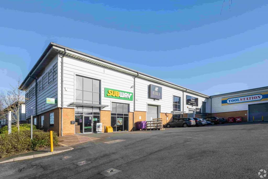 Lincoln Rd - Wycombe Trade Park - Warehouse, High Wycombe, Buckinghamshire HP12 3FF