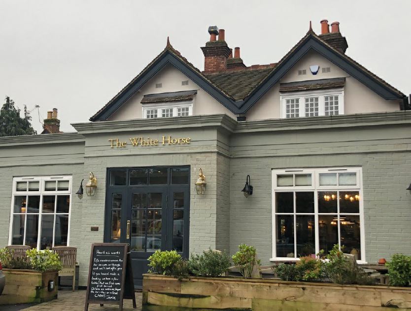 70 London End - White Horse - Restaurant, Beaconsfield, Buckinghamshire HP9 2JD