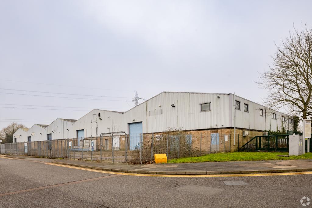 Faraday Rd – Bicester Road Industrial Estate, Warehouse, Aylesbury, Buckinghamshire HP19 8RY