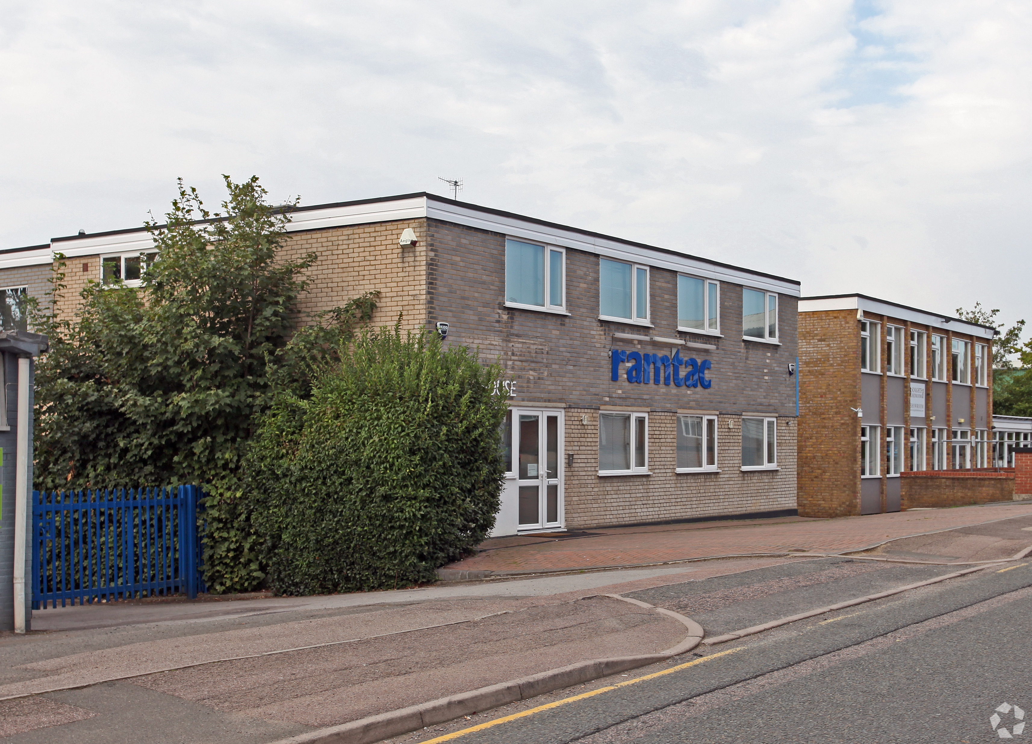 Northbridge Rd – R And R House - Light Manufacturing, Berkhamsted, Hertfordshire HP4 1EH