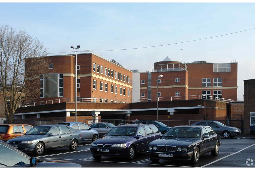 40 Oxford Rd - Office, High Wycombe, Buckinghamshire HP11 2EE