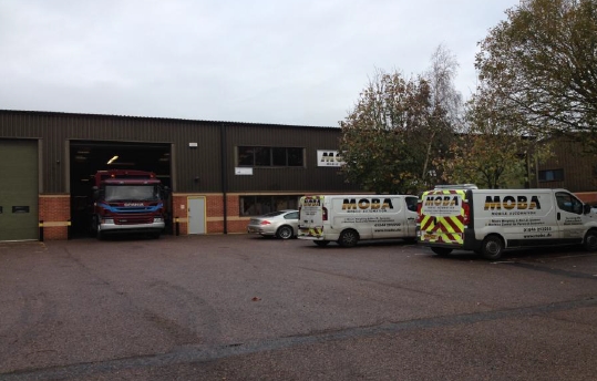 Pegasus Way – Haddenham Business Park, Warehouse, Haddenham, Buckinghamshire HP17 8LJ