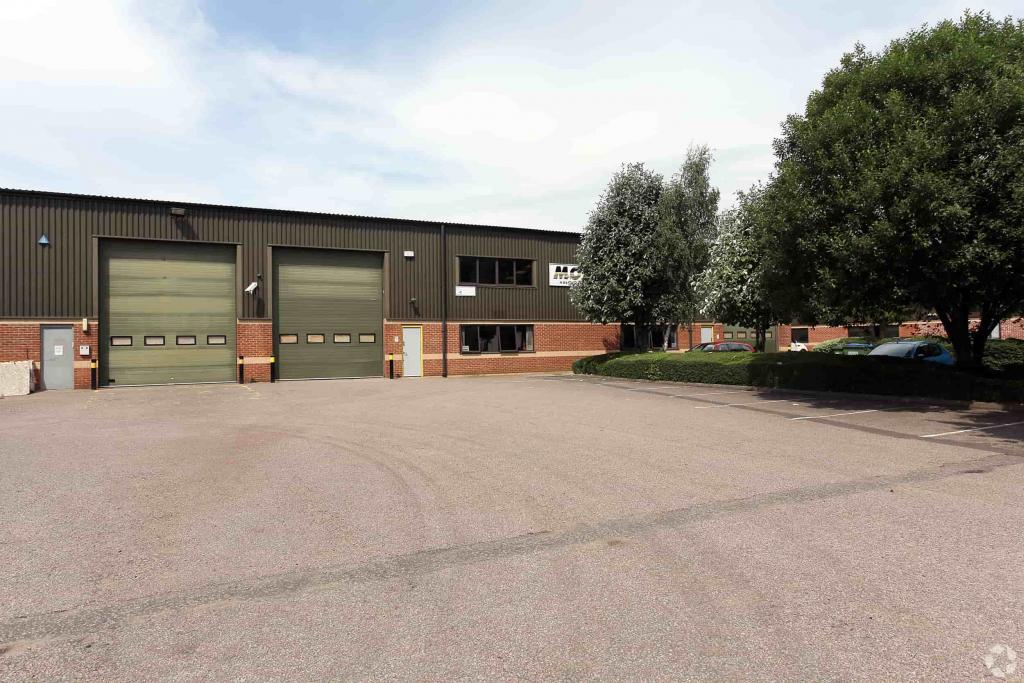 Pegasus Way – Haddenham Business Park, Warehouse, Haddenham, Buckinghamshire HP17 8LJ