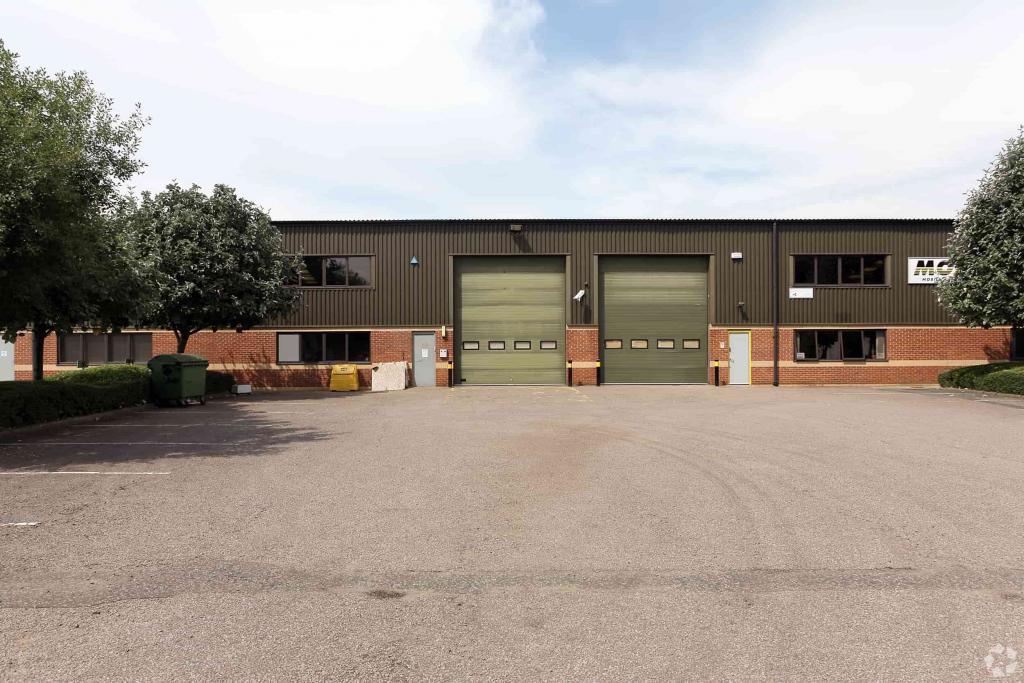 Pegasus Way – Haddenham Business Park, Warehouse, Haddenham, Buckinghamshire HP17 8LJ