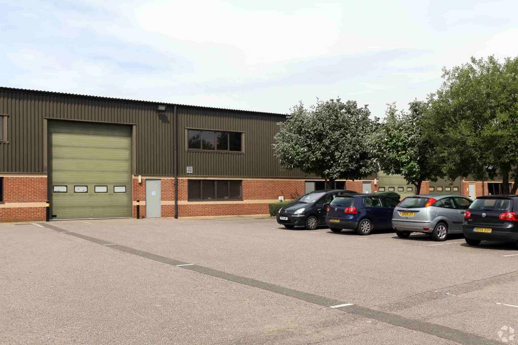 Pegasus Way – Haddenham Business Park, Warehouse, Haddenham, Buckinghamshire HP17 8LJ