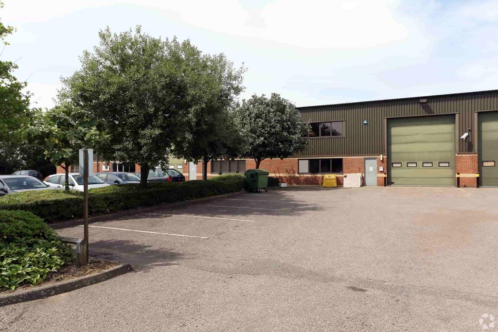 Pegasus Way – Haddenham Business Park, Warehouse, Haddenham, Buckinghamshire HP17 8LJ