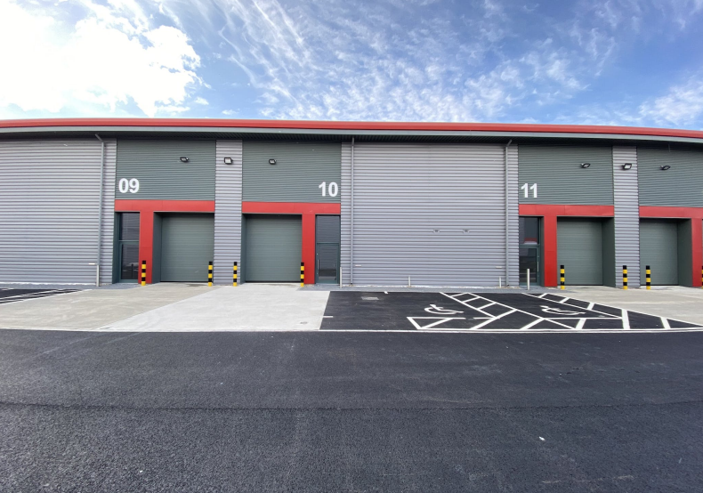 Pegasus Way – Haddenham Business Park, Warehouse, Haddenham, Buckinghamshire HP17 8LB
