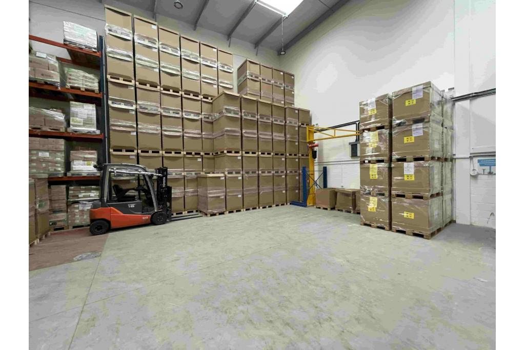 Pegasus Way – Haddenham Business Park, Warehouse, Haddenham, Buckinghamshire HP17 8LB