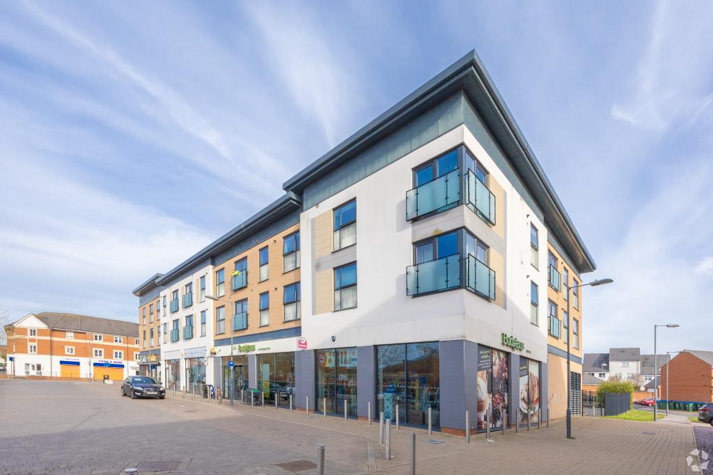 Prince Rupert Dr – Jubilee Square, Shopfront Retail/Residential, Aylesbury, Buckinghamshire HP19 9RA