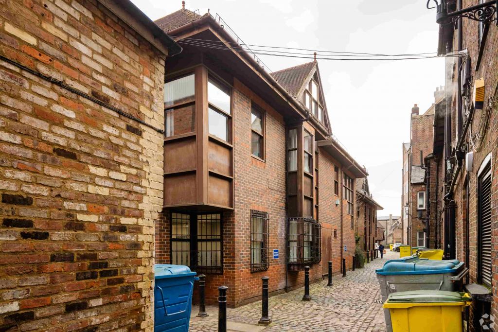 The Wilderness – Office, Dacorum Submarket, Berkhamsted, Hertfordshire HP4 2UB