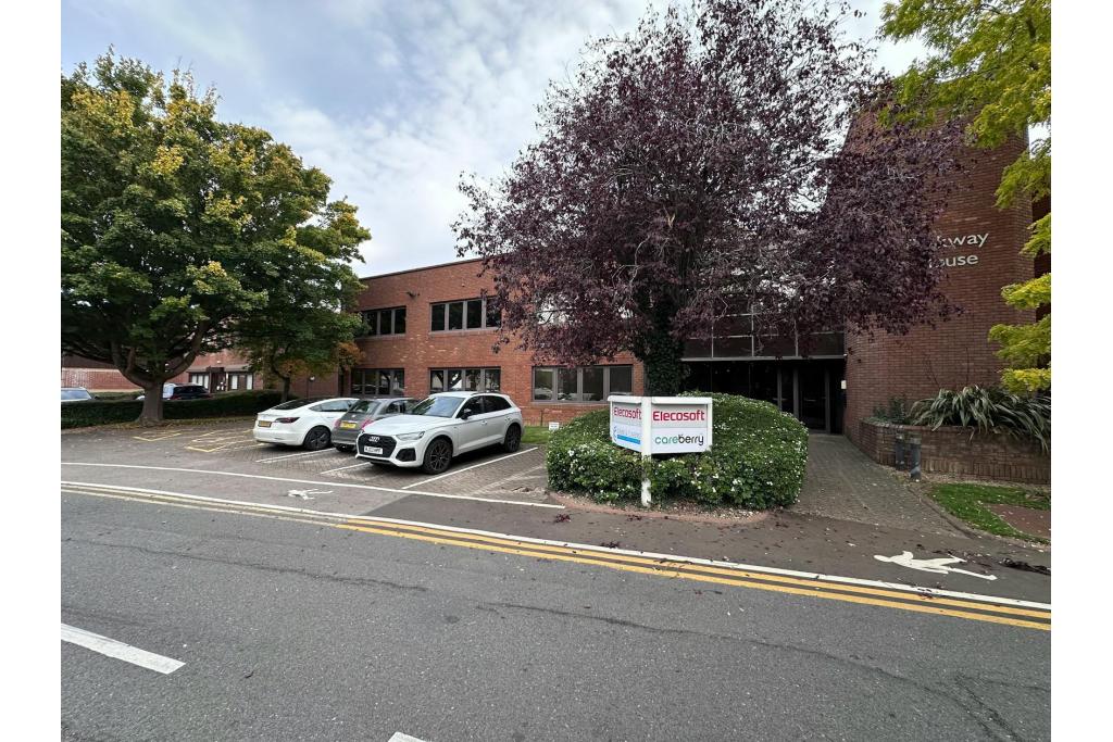 Pegasus Way – Parkway House, Office, Haddenham Business Park, Haddenham, Buckinghamshire HP17 8LJ