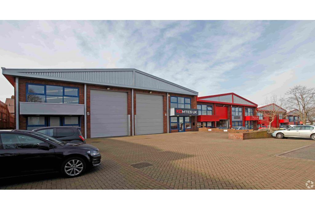 Amor Way – Warehouse Unit, Letchworth Garden City, Hertfordshire SG6 1UG