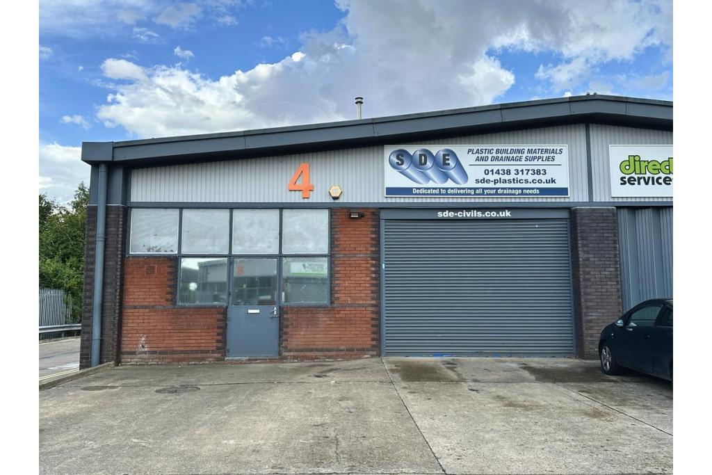 Babbage Road – Hyatt Trading Estate, Warehouse Unit, Stevenage, Hertfordshire SG1 2EQ
