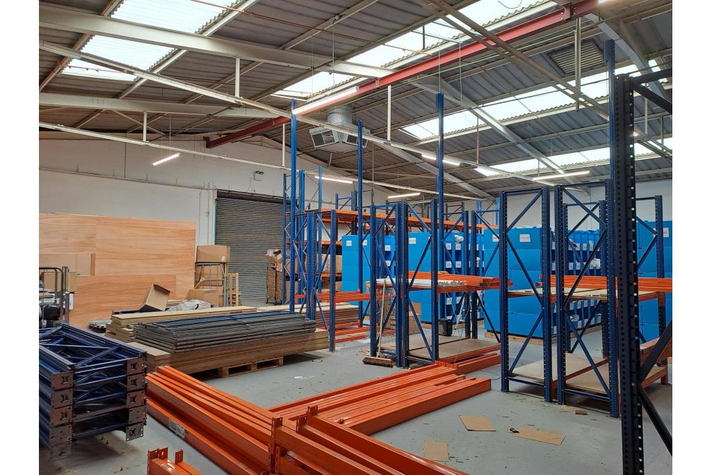 Bessemer Drive – Bowman Trading Estate, Warehouse, Stevenage, Hertfordshire SG1 2DL