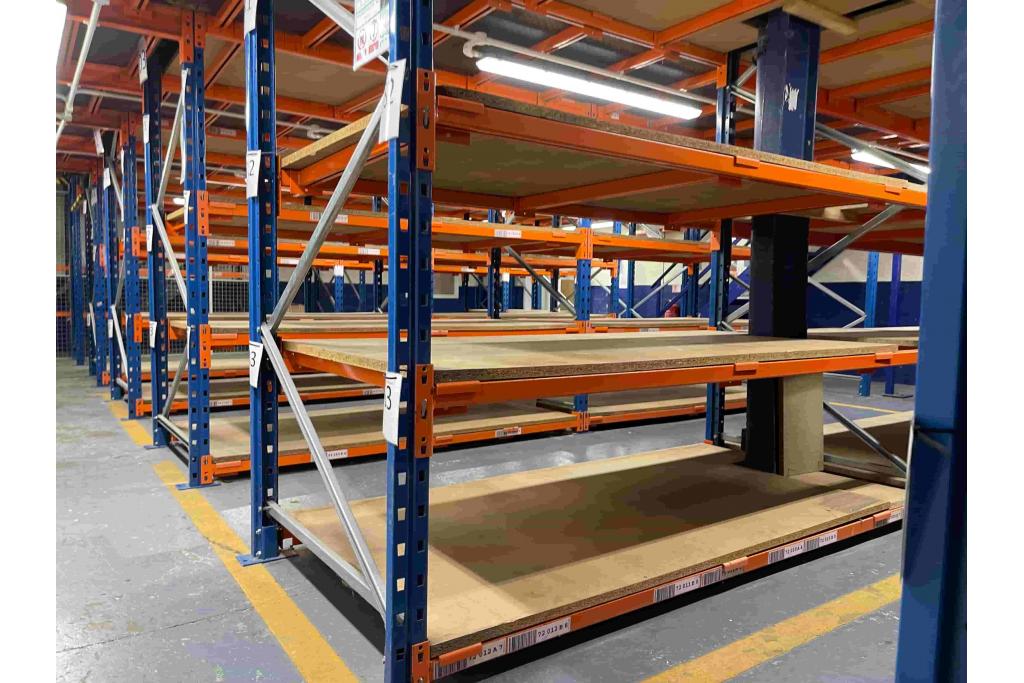 Bessemer Drive – Bowman Trading Estate, Warehouse, Stevenage, Hertfordshire SG1 2DL