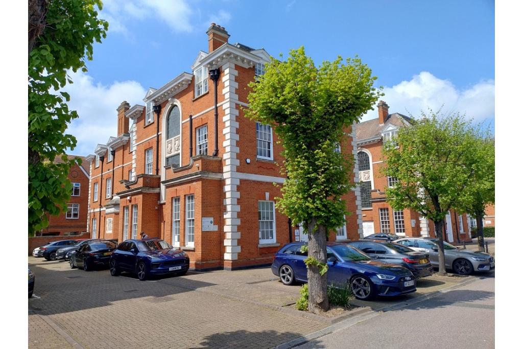 Prince of Wales House – 3 Bluecoats Avenue, Office Unit, Hertford, Hertfordshire SG14 1PB
