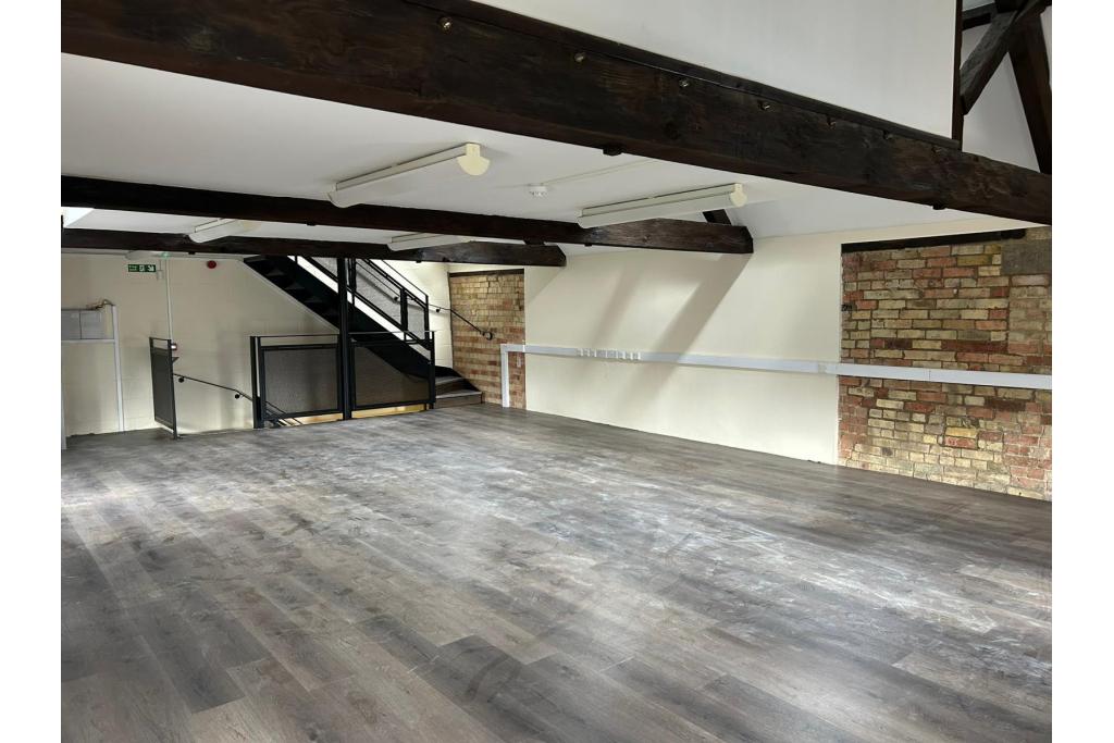 1–6 Brewers Yard – Office Unit, Brewers Yard, Shefford, Bedfordshire SG17 5GY
