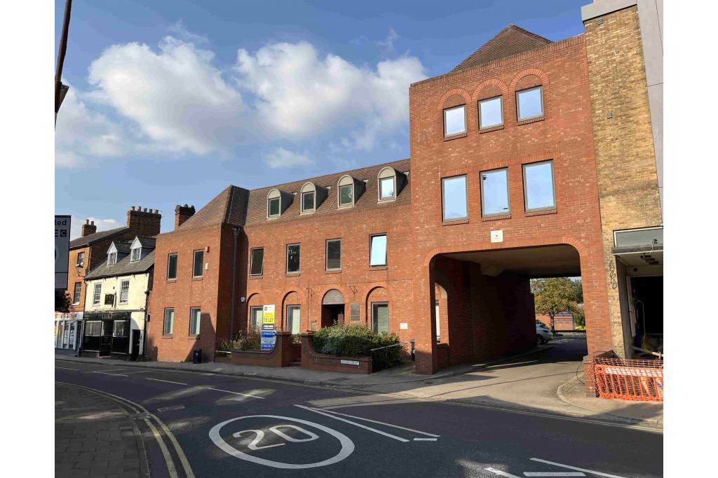 Bridge Street – The Maltings, Office Unit, Hitchin, Hertfordshire SG5 2DE
