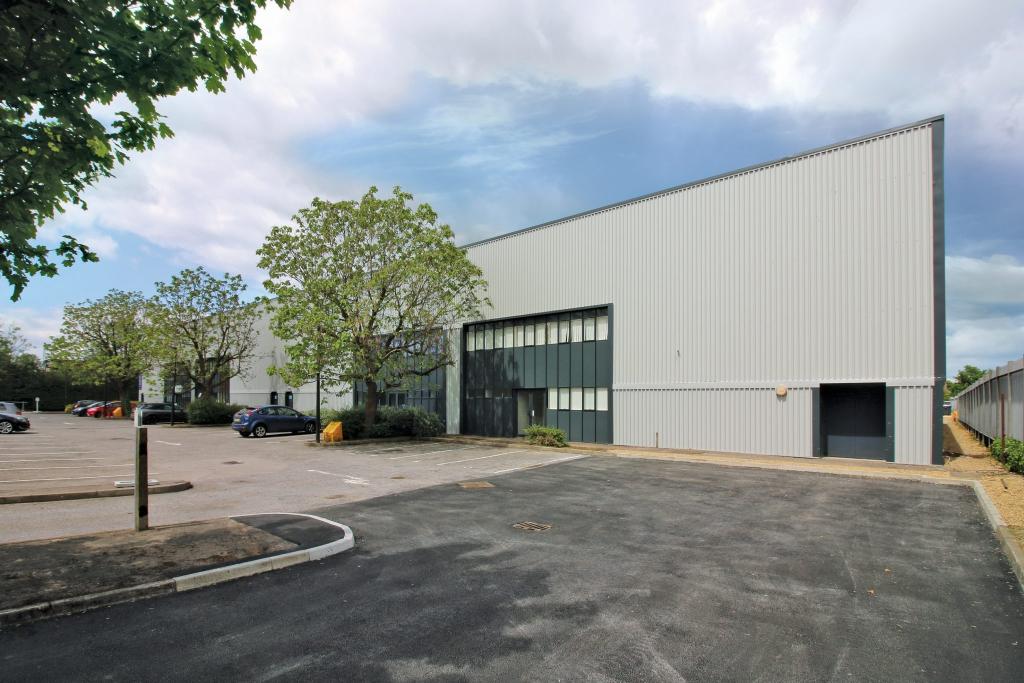 Cartwright Road – Units 1–4, Pin Green Industrial Estate, Stevenage, Hertfordshire SG1 5BU